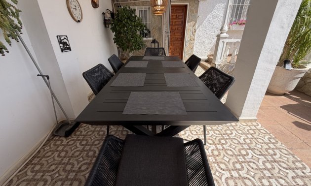 Resale - Villa -
Torrevieja - San Luis