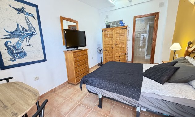 Resale - Villa -
Torrevieja - San Luis