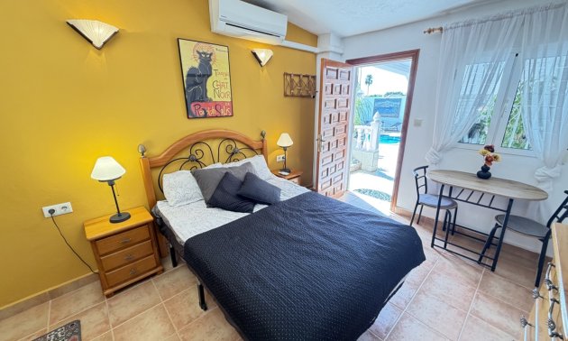 Resale - Villa -
Torrevieja - San Luis