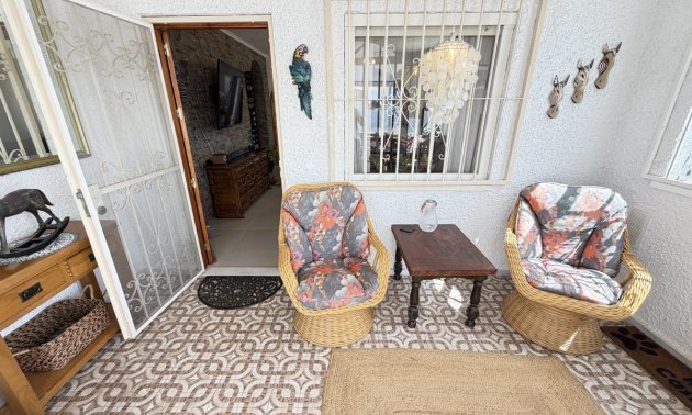 Resale - Villa -
Torrevieja - San Luis