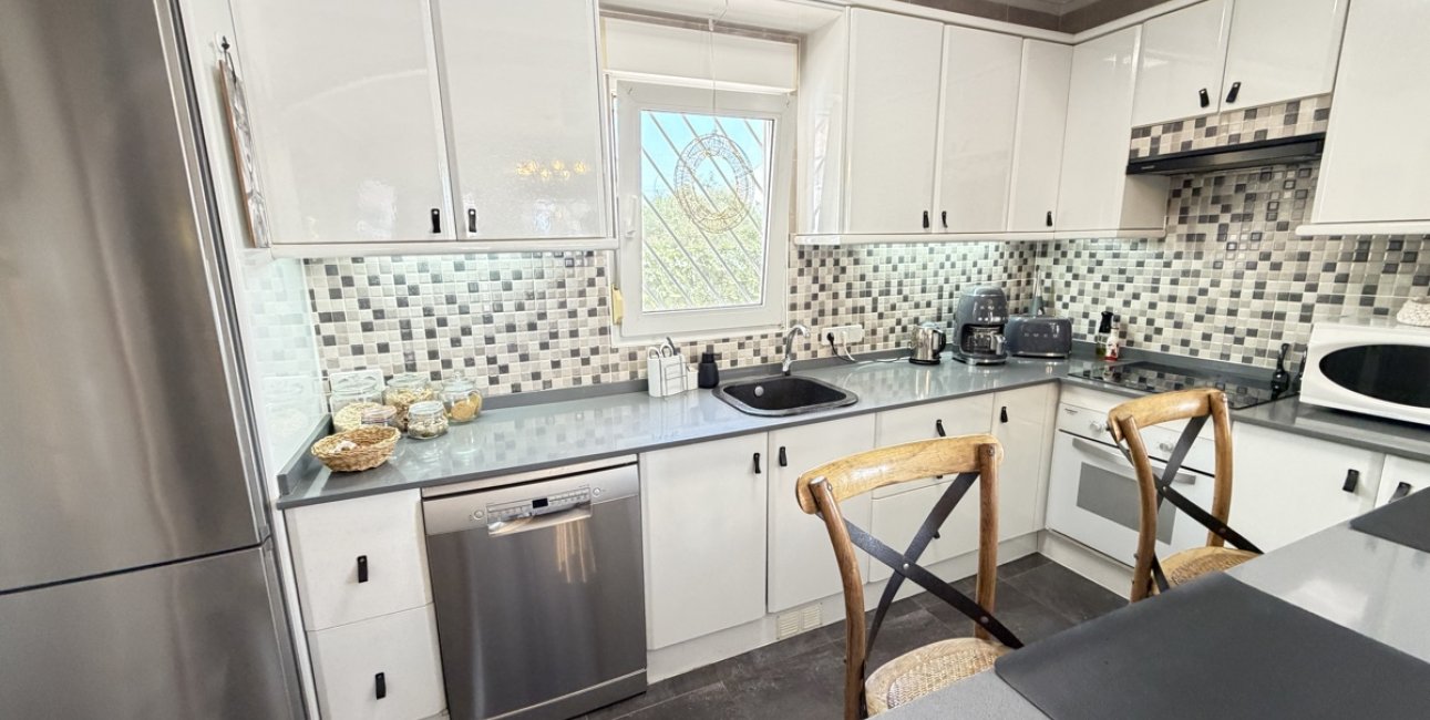 Resale - Villa -
Torrevieja - San Luis