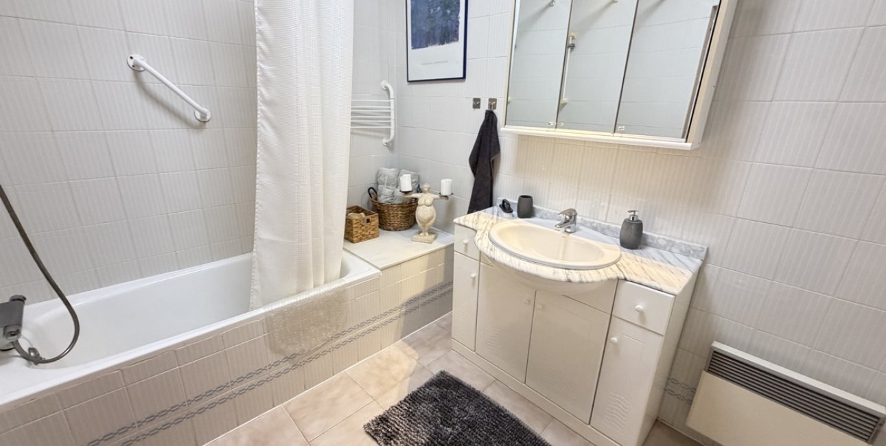 Resale - Villa -
Torrevieja - San Luis