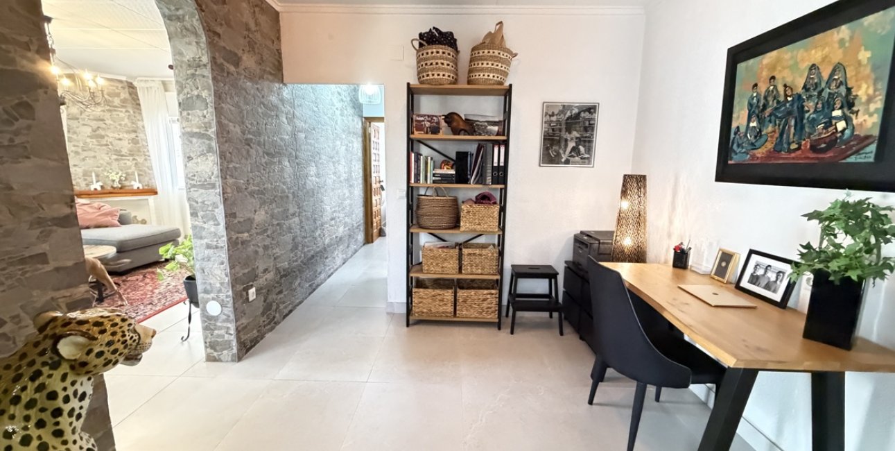 Resale - Villa -
Torrevieja - San Luis