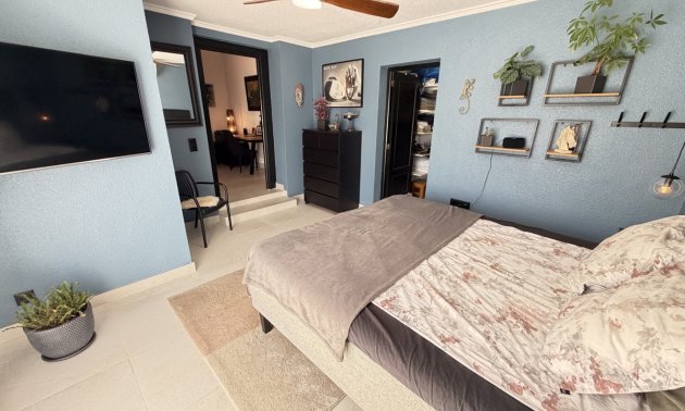 Resale - Villa -
Torrevieja - San Luis