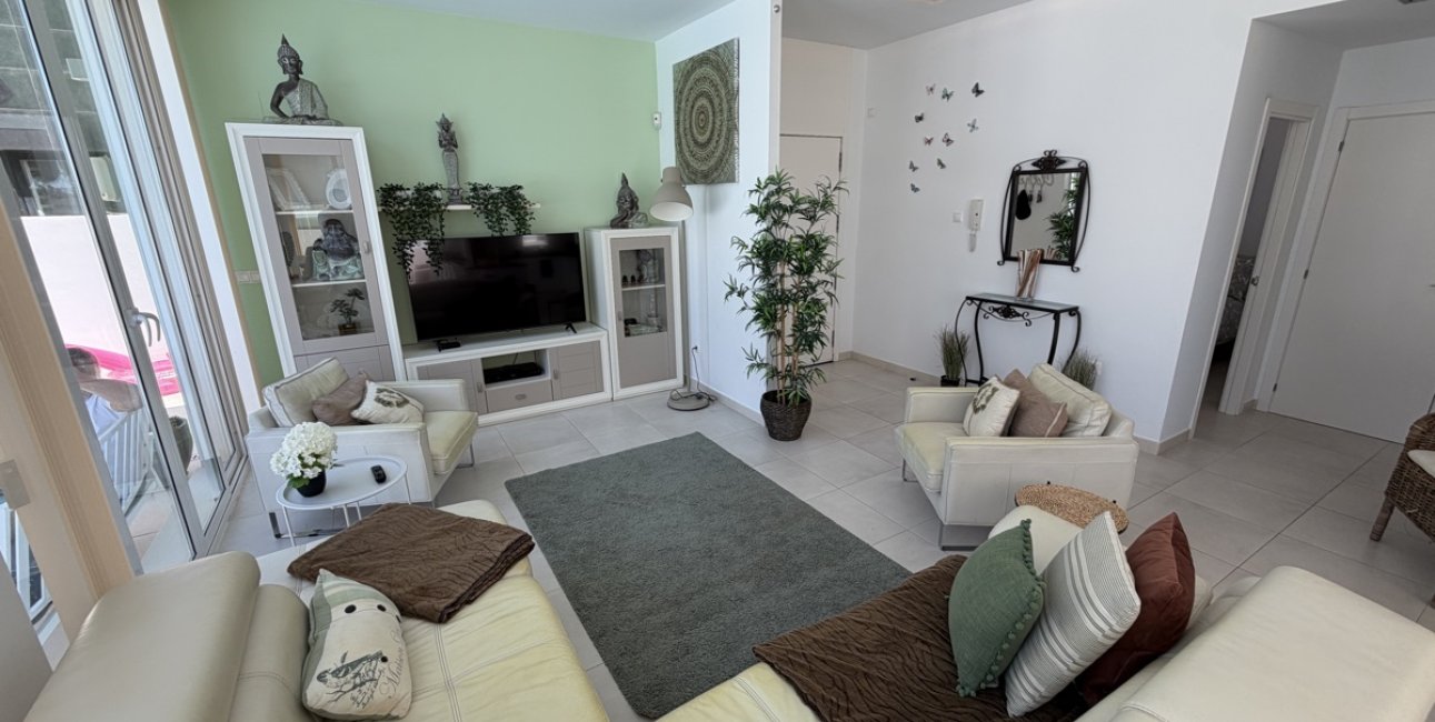 Resale - Villa -
Orihuela Costa - Mil Palmeras