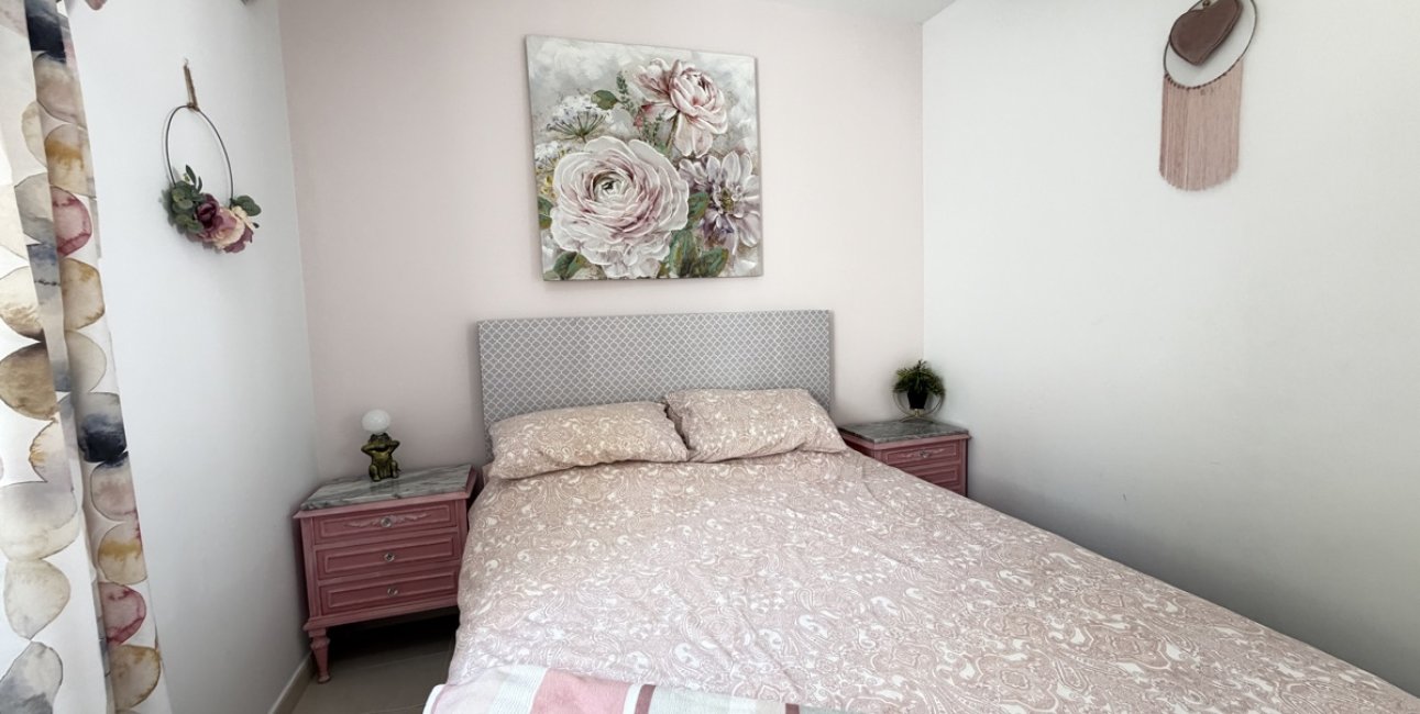 Resale - Villa -
Orihuela Costa - Mil Palmeras