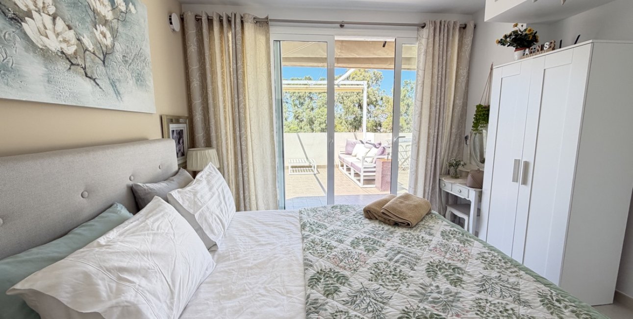 Resale - Villa -
Orihuela Costa - Mil Palmeras