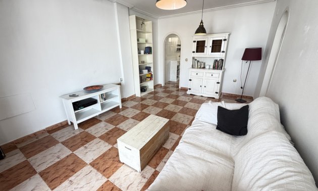 Reventa - Apartamento / piso -
Orihuela Costa - Villamartin
