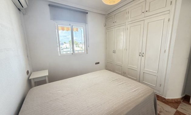 Reventa - Apartamento / piso -
Orihuela Costa - Villamartin