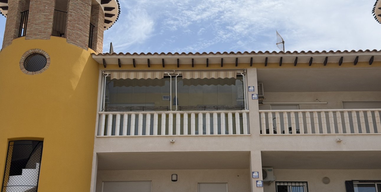 Reventa - Apartamento / piso -
Orihuela Costa - Villamartin