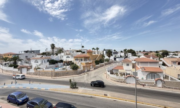 Reventa - Apartamento / piso -
Orihuela Costa - Villamartin