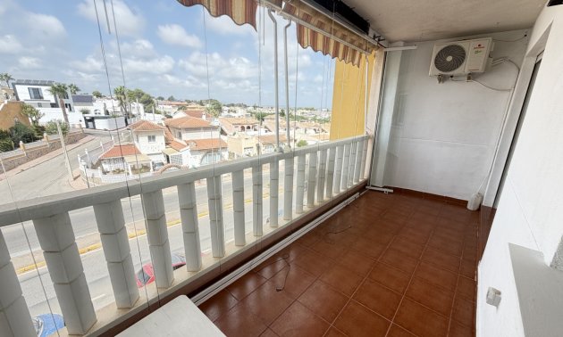 Reventa - Apartamento / piso -
Orihuela Costa - Villamartin