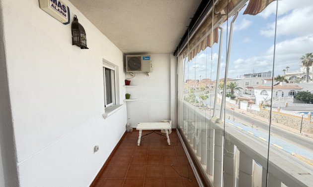 Reventa - Apartamento / piso -
Orihuela Costa - Villamartin