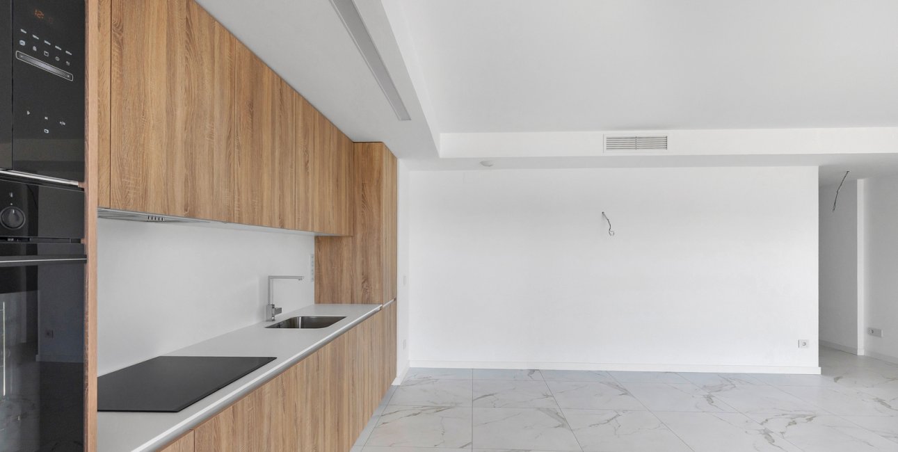 Resale - Apartment / flat -
Torrevieja - Punta prima