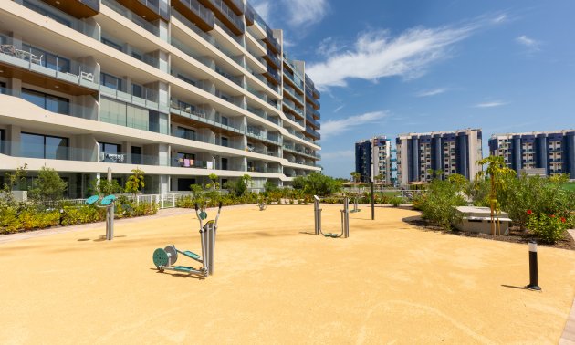 Resale - Apartment / flat -
Torrevieja - Punta prima