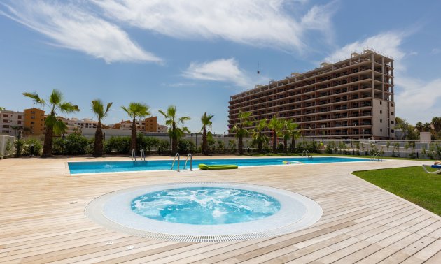 Resale - Apartment / flat -
Torrevieja - Punta prima