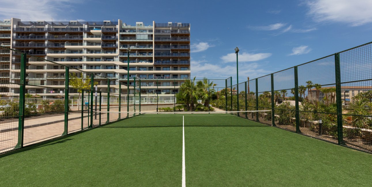 Resale - Apartment / flat -
Torrevieja - Punta prima