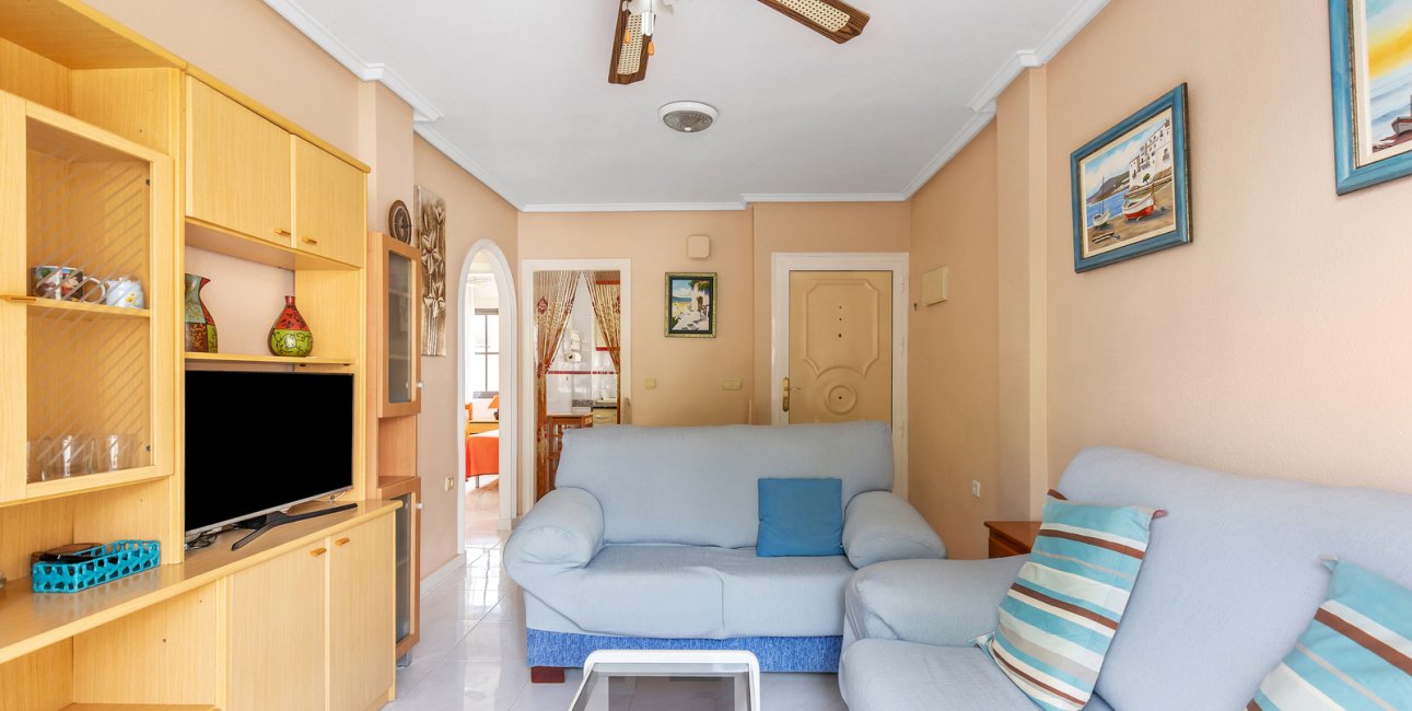 Resale - Apartment / flat -
Torrevieja - Punta prima