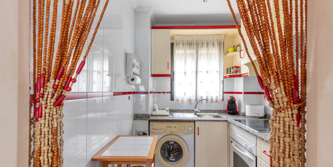 Resale - Apartment / flat -
Torrevieja - Punta prima