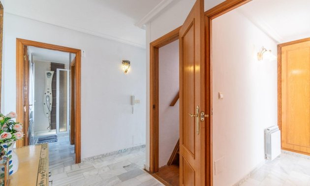 Resale - Villa -
Torrevieja - La Mata