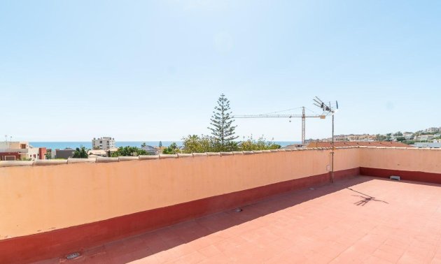 Resale - Villa -
Torrevieja - La Mata
