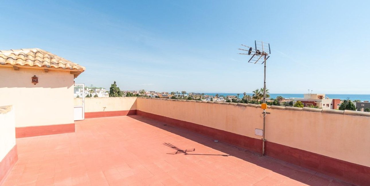Resale - Villa -
Torrevieja - La Mata