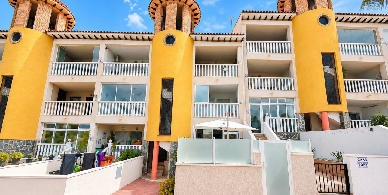 Reventa - Apartamento / piso -
Orihuela Costa - Villamartin