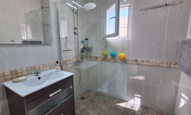 Reventa - Bungalow -
Orihuela Costa - Villamartin
