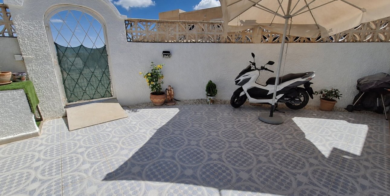 Reventa - Bungalow -
Orihuela Costa - Villamartin