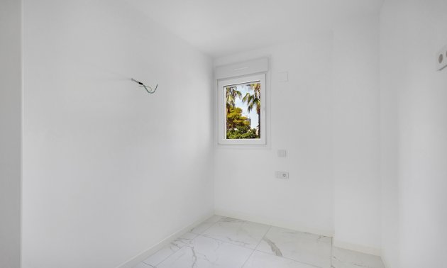 Reventa - Apartamento / piso -
Orihuela Costa - Punta Prima