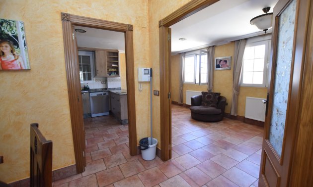 Resale - Villa -
La Marina - La Escuera