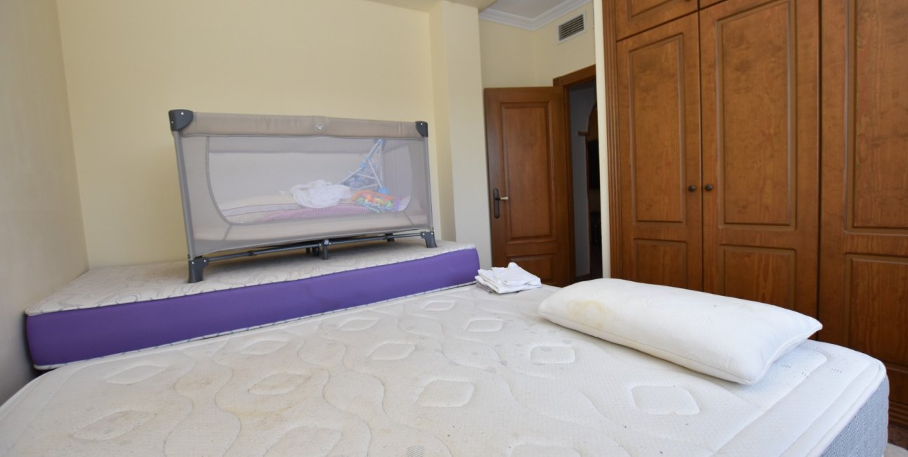 Resale - Villa -
La Marina - La Escuera