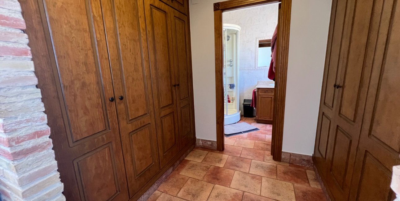 Resale - Villa -
La Marina - La Escuera