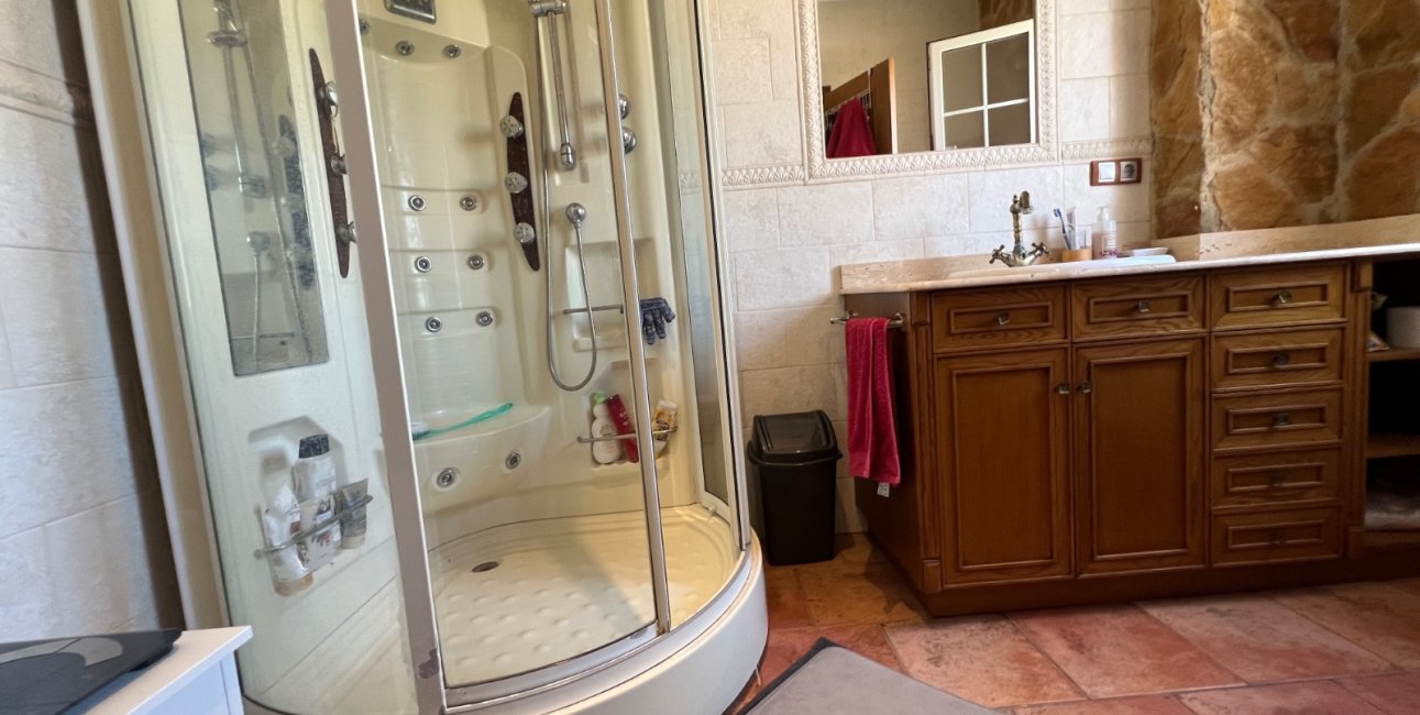 Resale - Villa -
La Marina - La Escuera