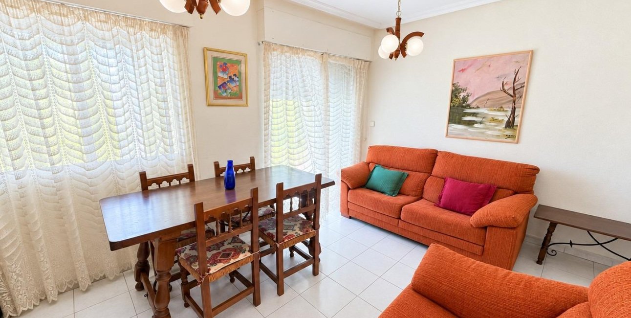 Reventa - Apartamento / piso -
Torrevieja - Estacion de autobuses