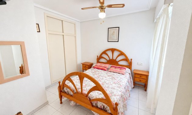 Reventa - Apartamento / piso -
Torrevieja - Estacion de autobuses
