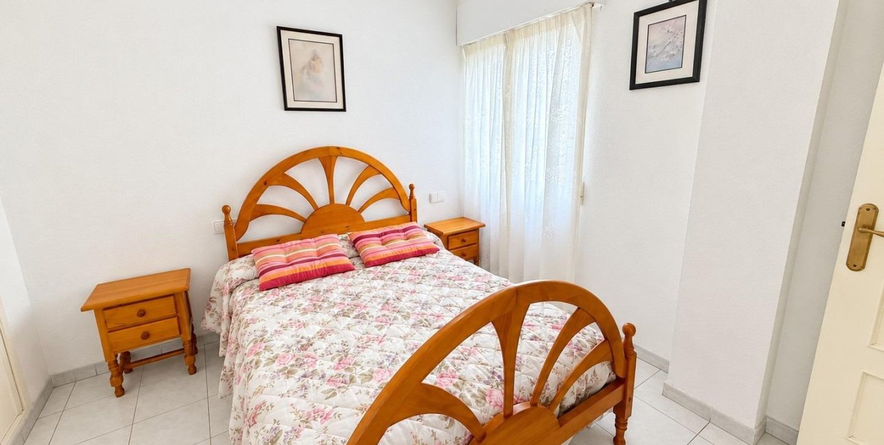 Reventa - Apartamento / piso -
Torrevieja - Estacion de autobuses
