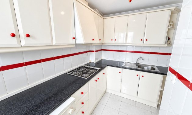 Reventa - Apartamento / piso -
Torrevieja - Estacion de autobuses