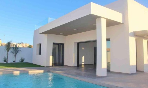 New Build - Villa -
Rafal - polideportivo