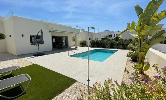 New Build - Villa -
Rafal - polideportivo