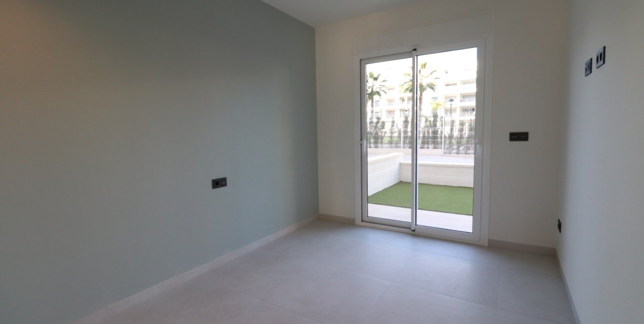Reventa - Apartamento / piso -
Guardamar del Segura - El Raso