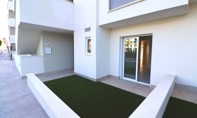 Reventa - Apartamento / piso -
Guardamar del Segura - El Raso