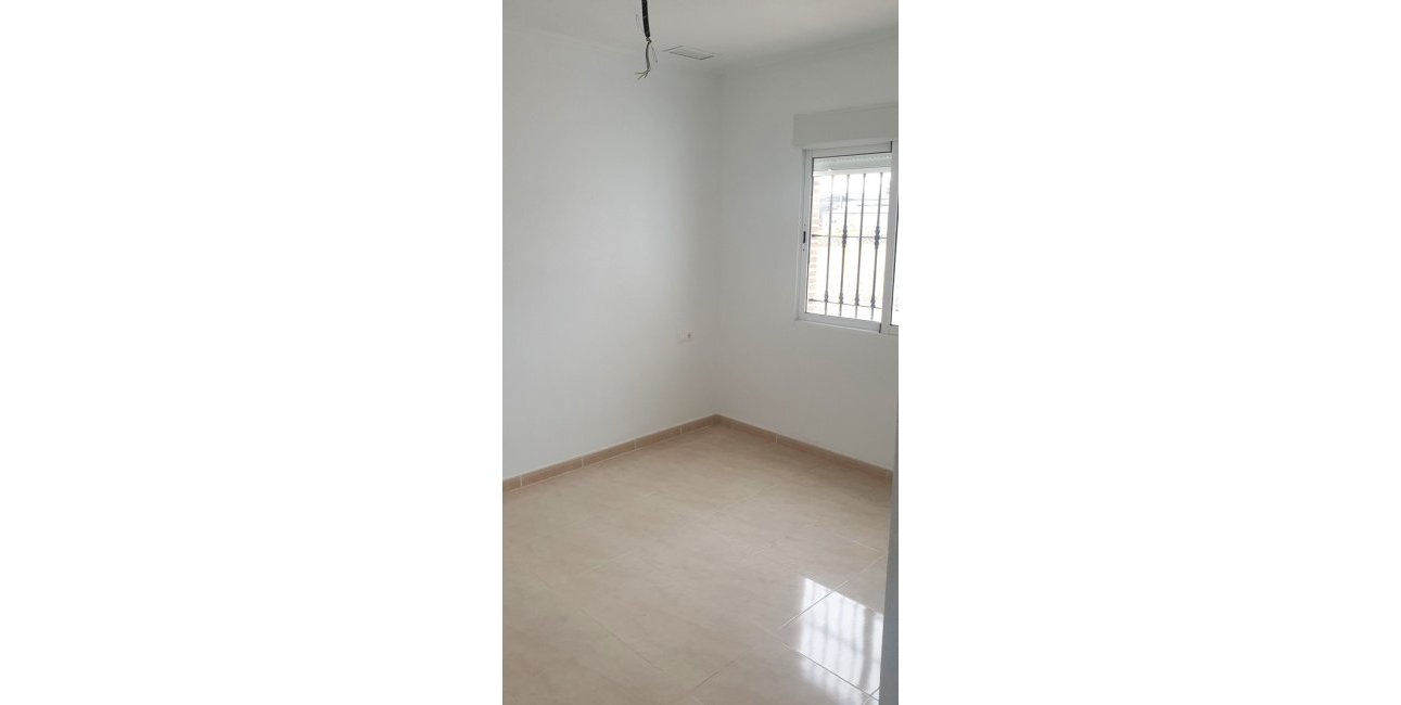 Resale - Country House -
Catral - Catral - Country