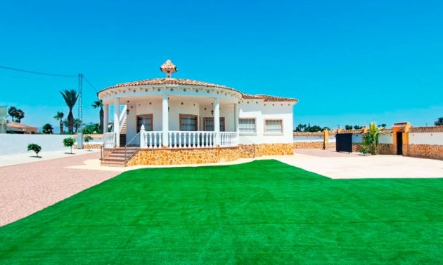 Resale - Country House -
Catral - Catral - Country