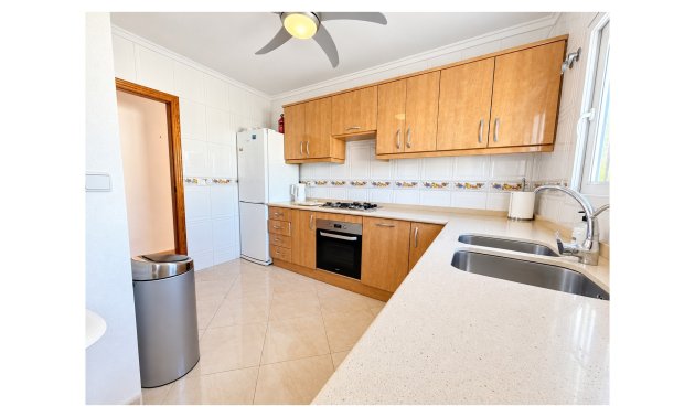 Rynek wtórny - Willa -
La Marina - La Marina - Urbanization