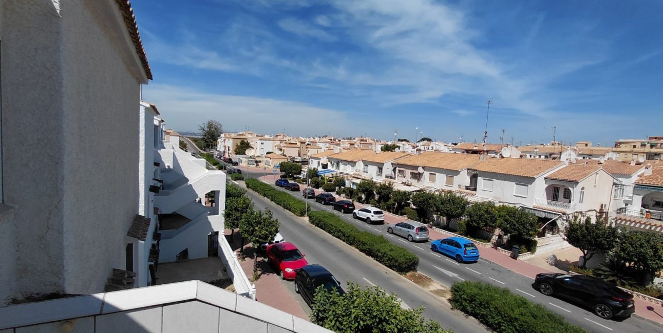 Resale - Apartment - Top Floor -
Torrevieja - Playa de los Naufragos