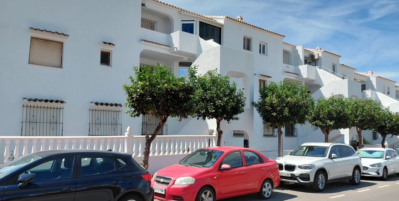 Resale - Apartment - Top Floor -
Torrevieja - Playa de los Naufragos