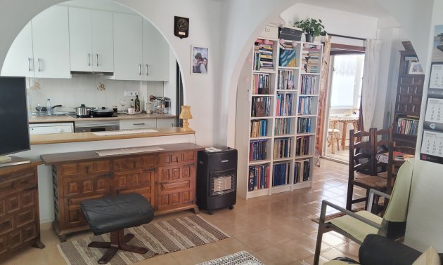 Resale - Apartment - Top Floor -
Torrevieja - Playa de los Naufragos