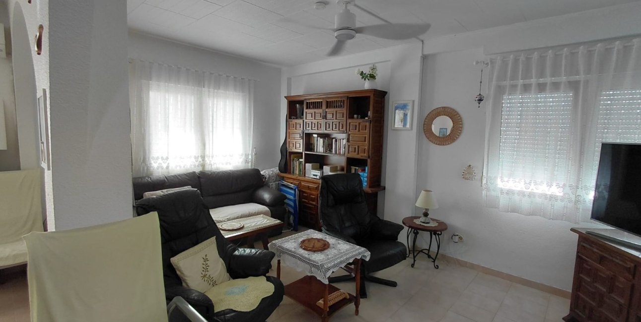 Resale - Apartment - Top Floor -
Torrevieja - Playa de los Naufragos