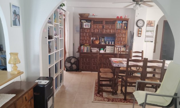 Resale - Apartment - Top Floor -
Torrevieja - Playa de los Naufragos